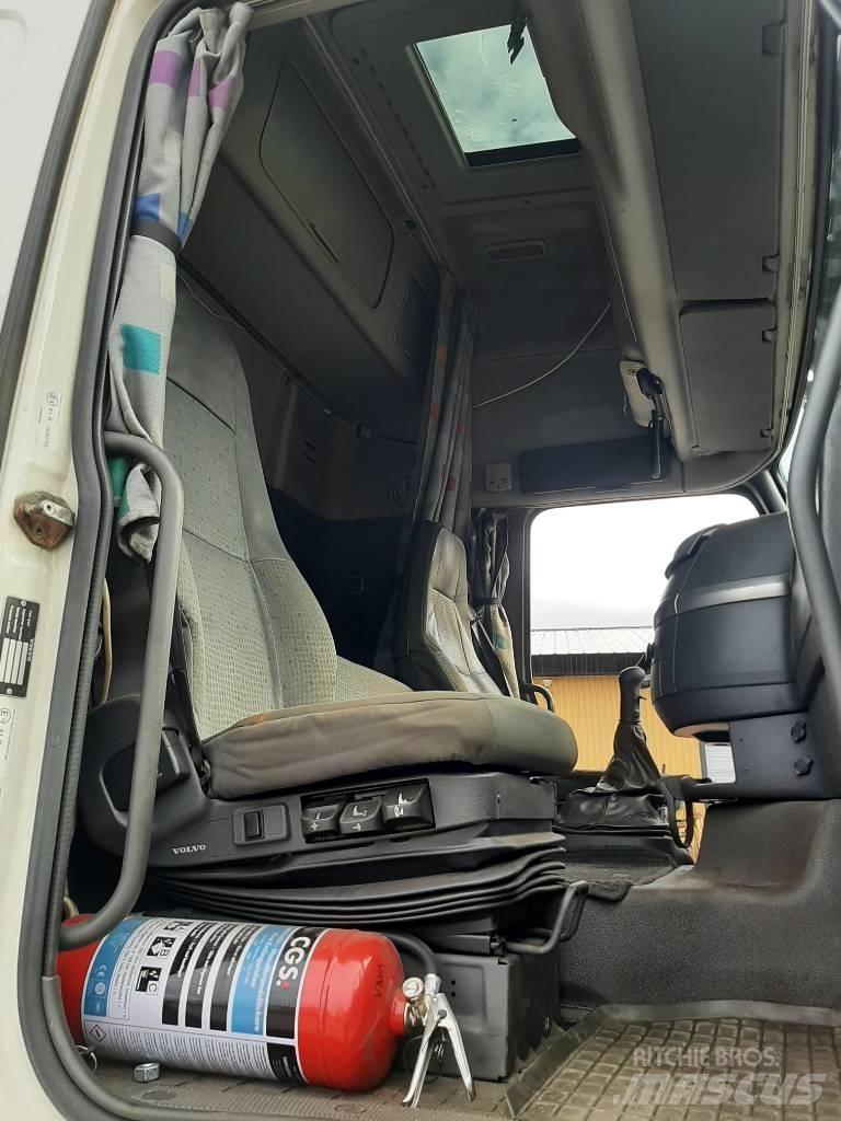 Volvo FH 12 Брезентови камиони
