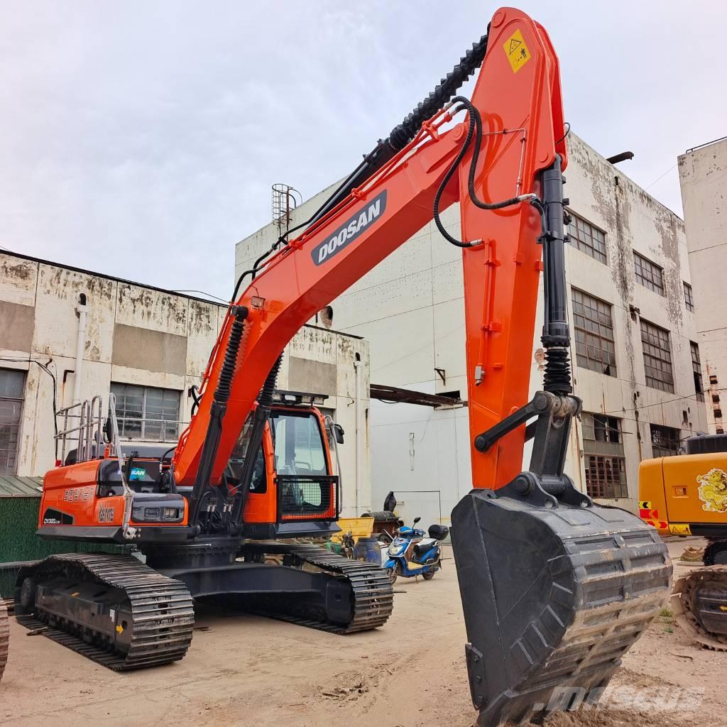 Doosan DX 300 Верижен екскаватор