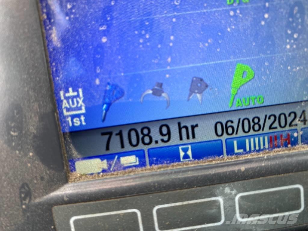 Takeuchi TB 295 W Колесни екскаватори