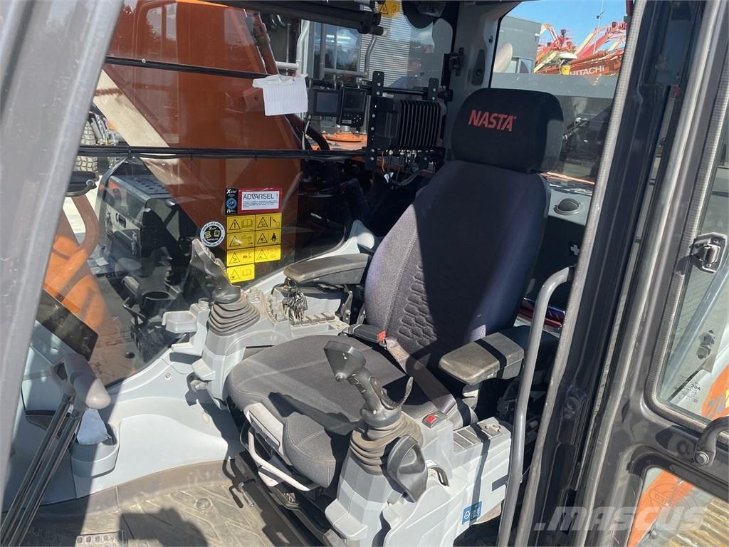 Hitachi ZX 300 LC-7 Верижен екскаватор