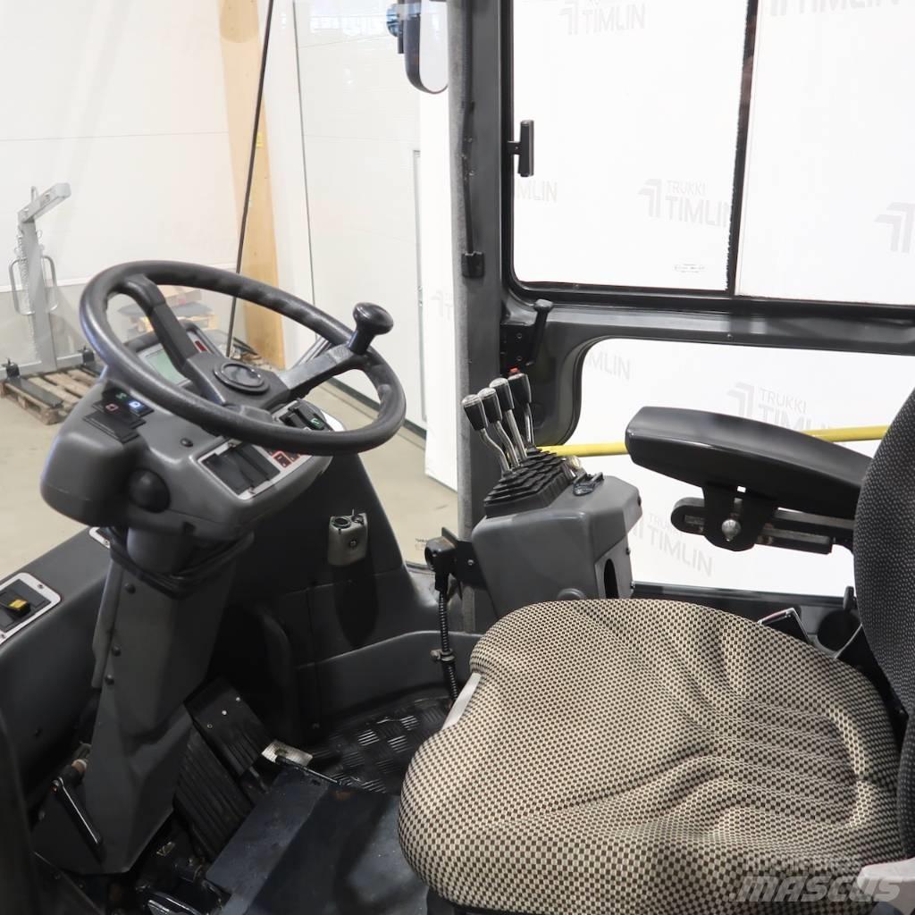 Kalmar DCF70-6H Дизелови камиони