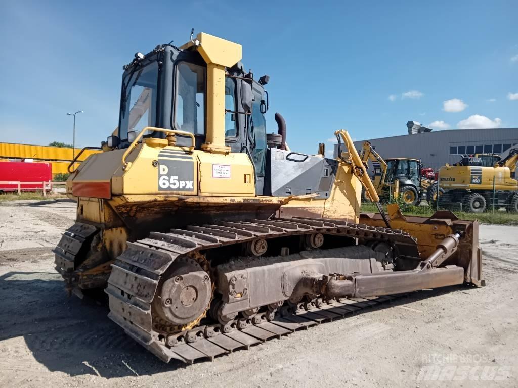 Komatsu D 65 PX-15 Верижни булдозери
