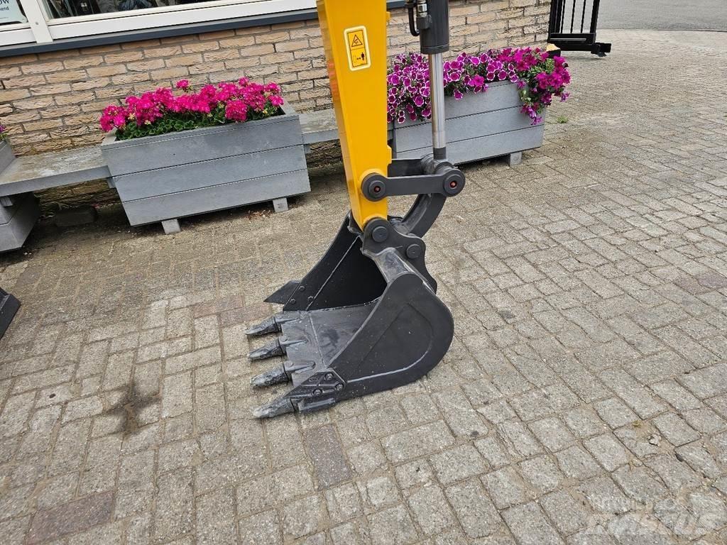 XCMG XE27U Мини екскаватори < 7 т