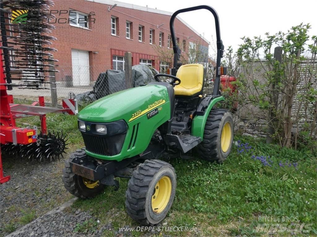 John Deere 2320 Компактни трактори