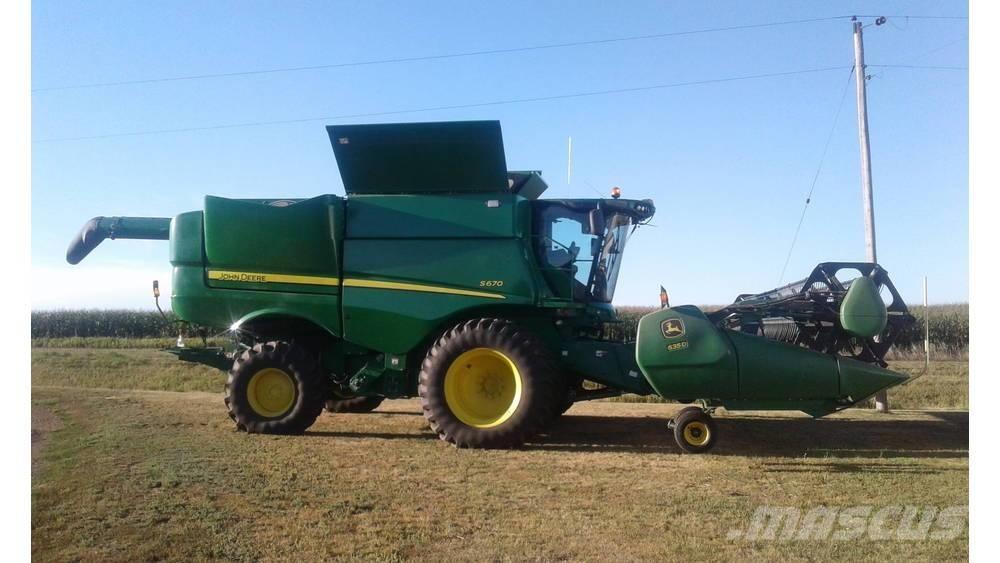 John Deere S 670 Комбайни