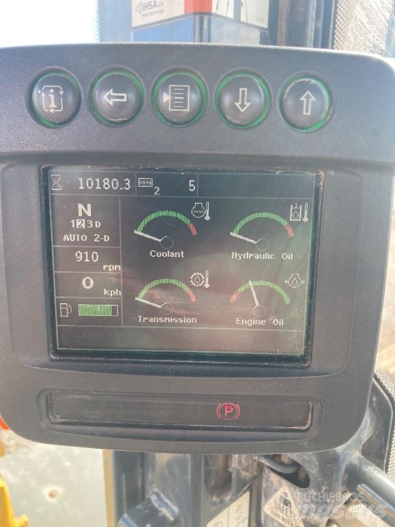 DEERE 444K Колесни товарачи