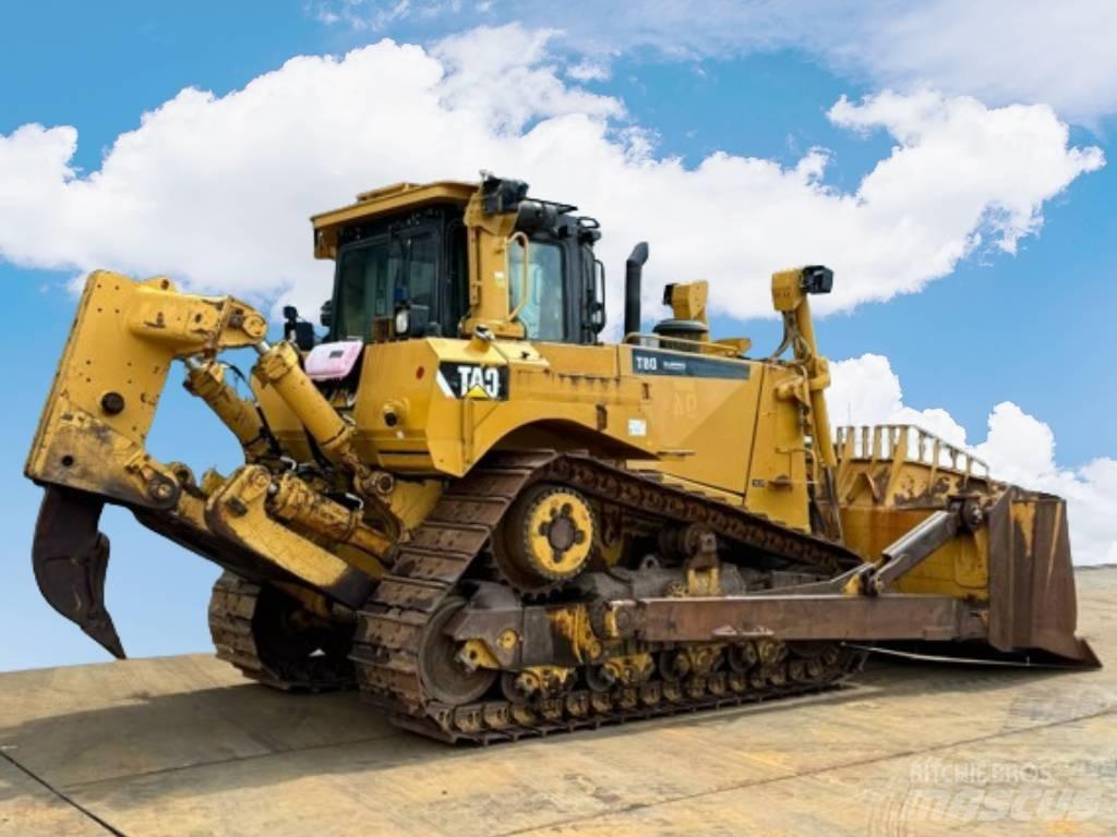CAT D 8 T Верижни булдозери

