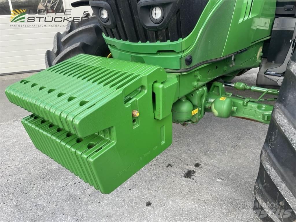 John Deere 6155R Трактори