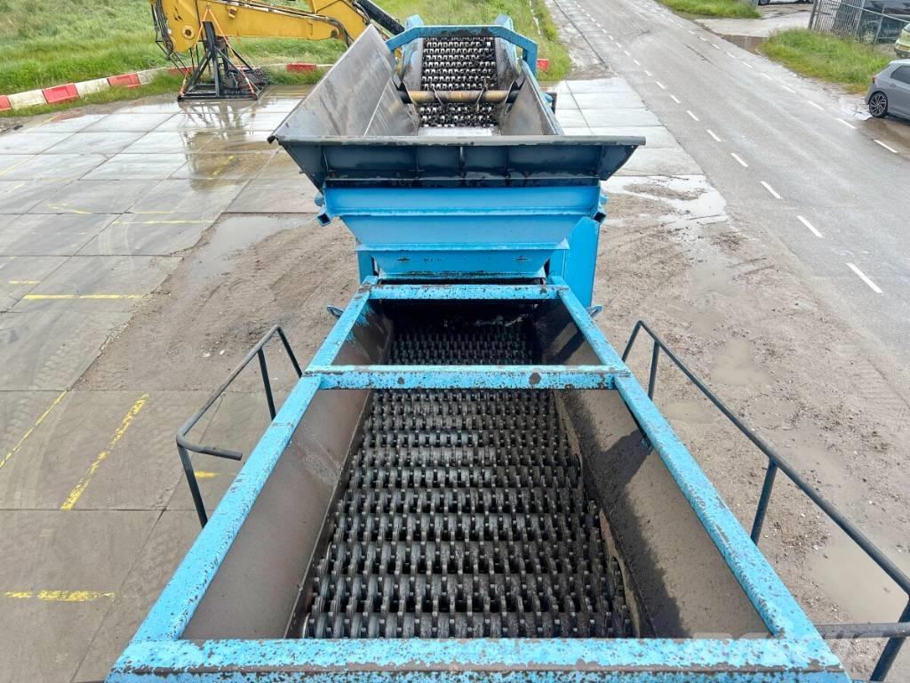 Backers 3-MA Мобилни скрийнери
