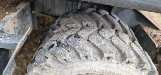 Doosan DX170W Колесни екскаватори