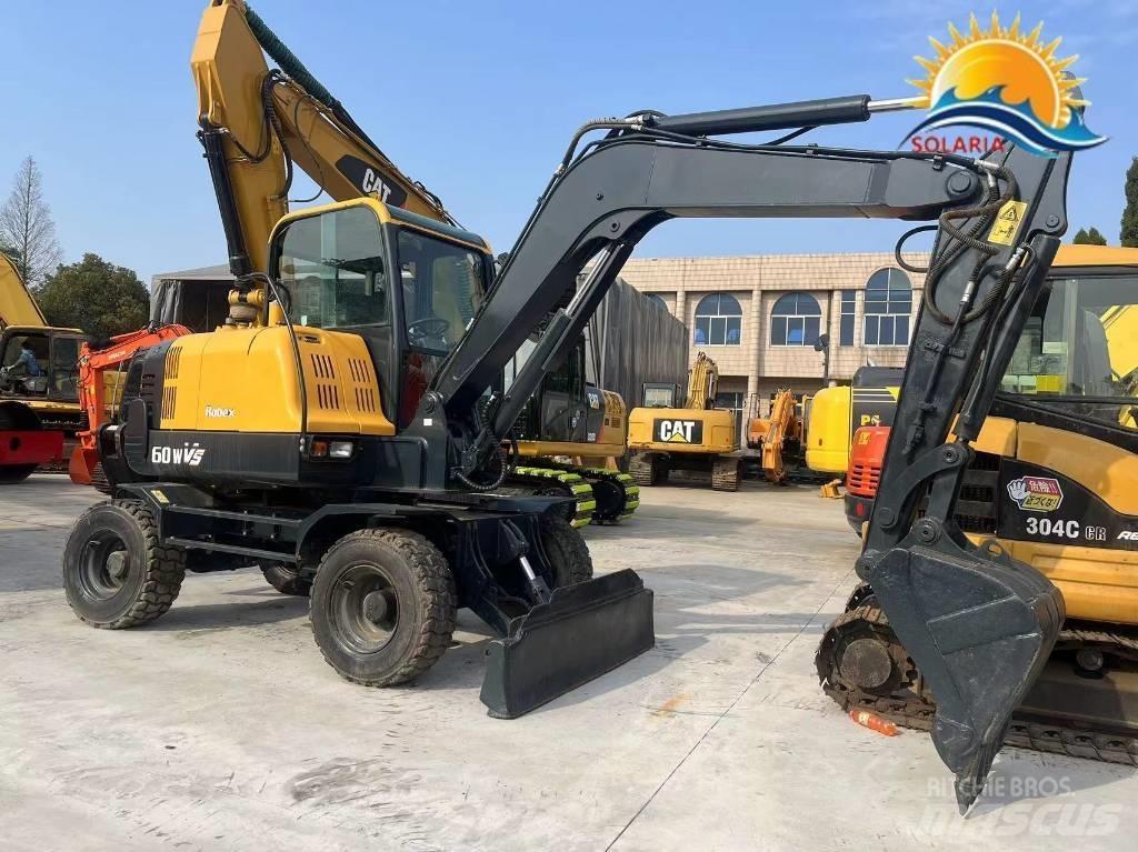 Hyundai R60W vs Мини екскаватори < 7 т