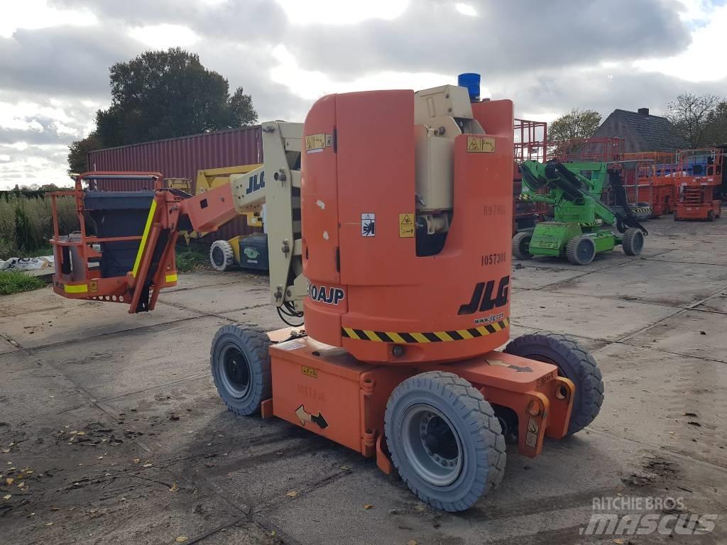 JLG E300 AJP Съчленени стрелови подемници