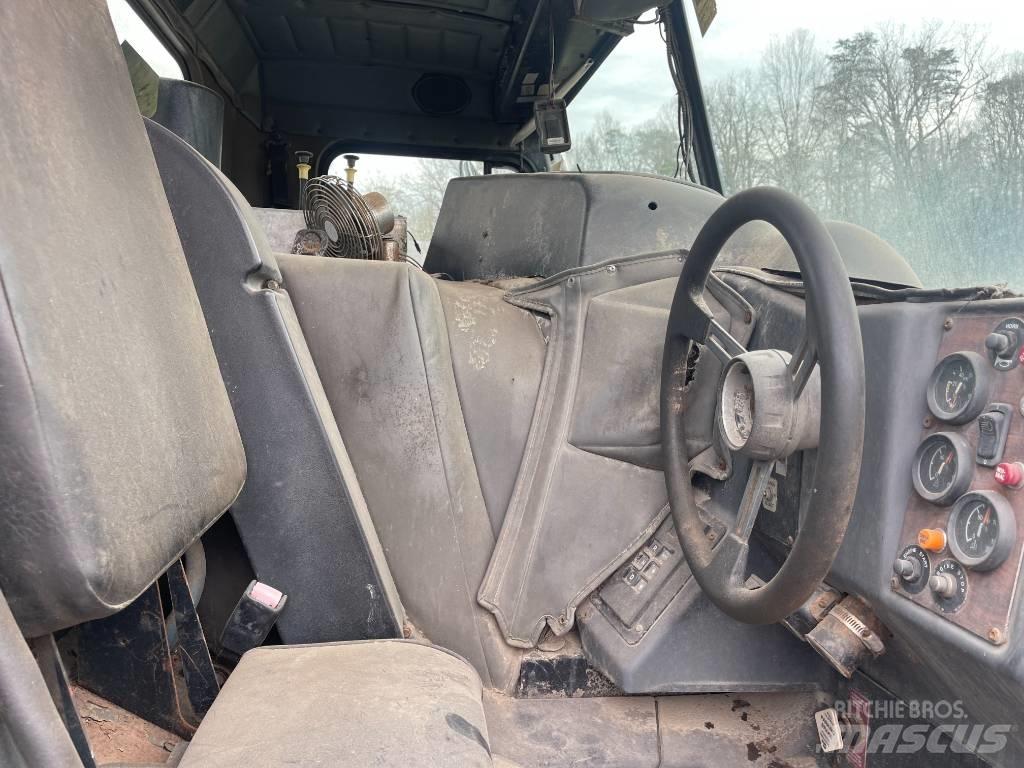 Peterbilt 320 Шаси кабини