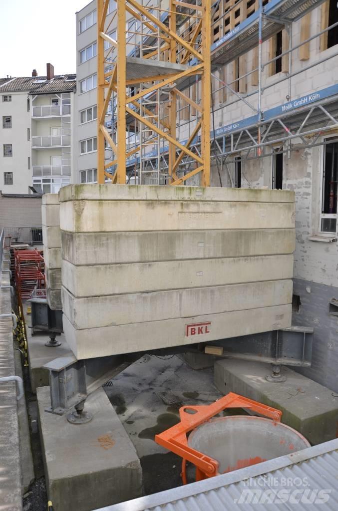 Liebherr 110 EC-B 6 Мачтови кранове