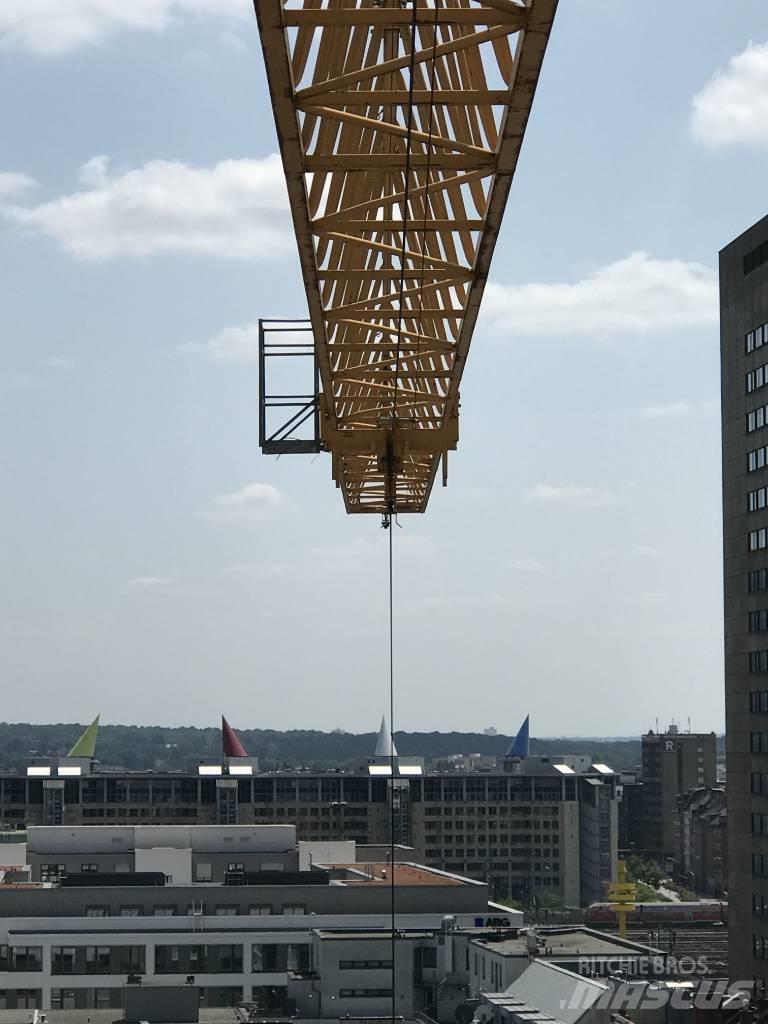 Liebherr 110 EC-B 6 Мачтови кранове