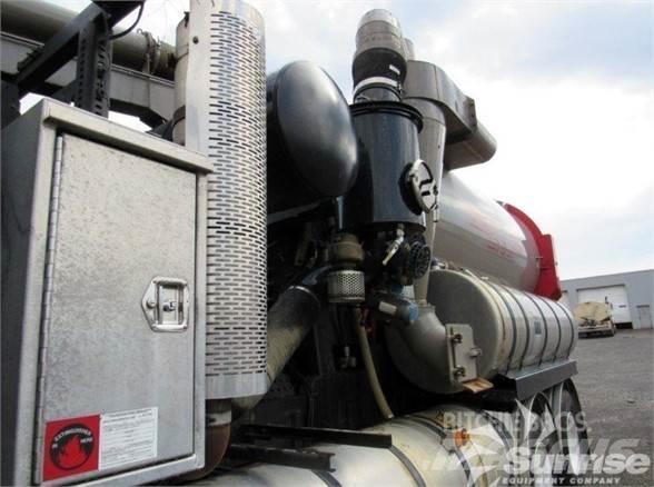 Vactor 2100 Резервоари
