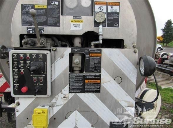 Vactor 2100 Резервоари
