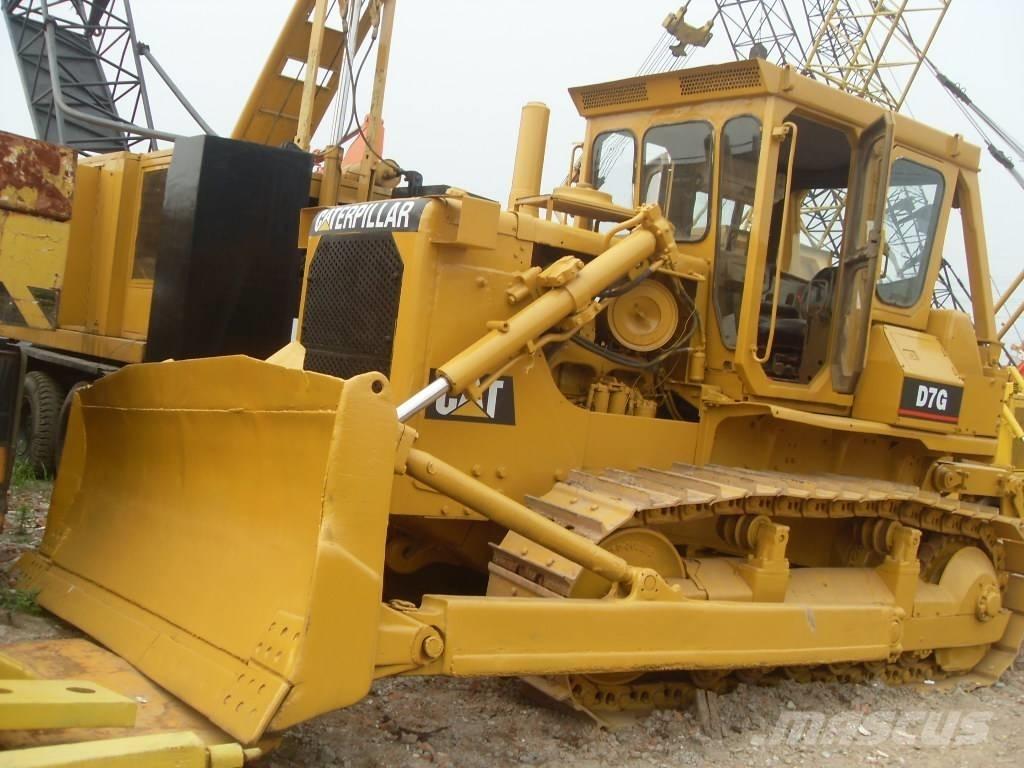 CAT D 7 G Верижни булдозери
