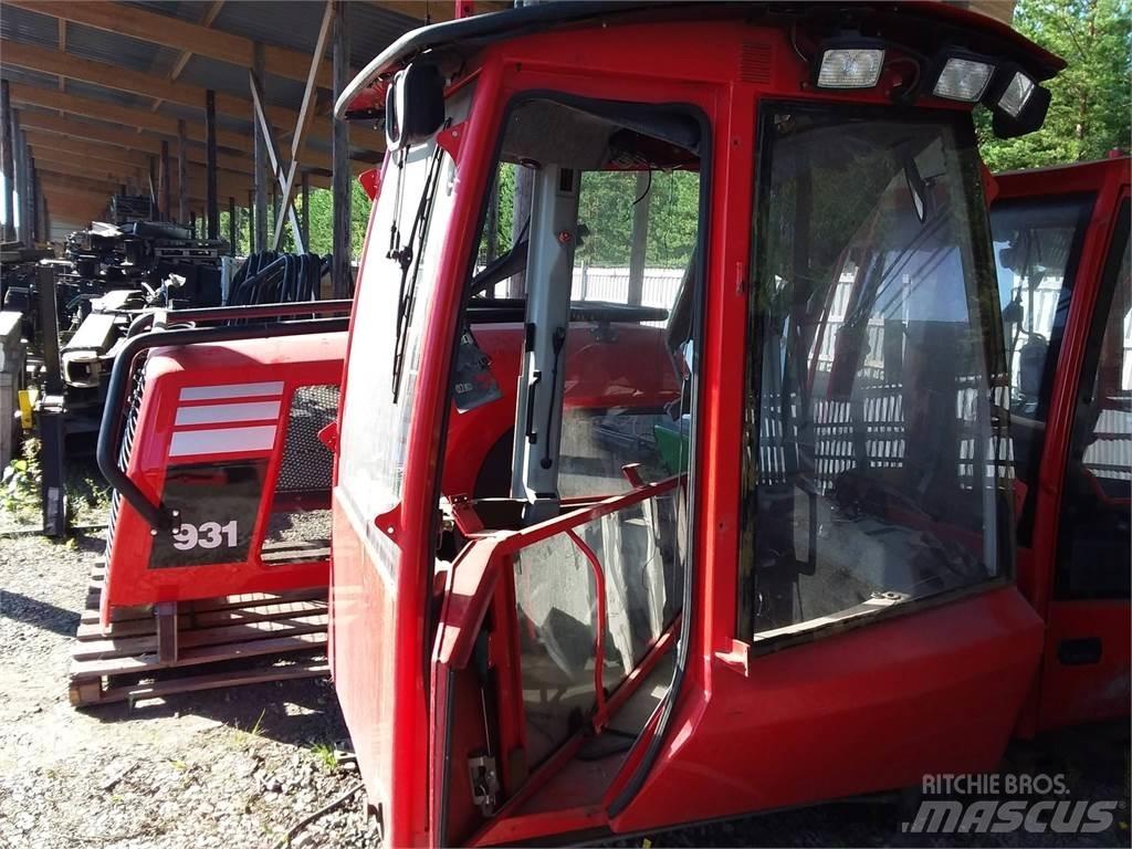 Komatsu 875 Кабина