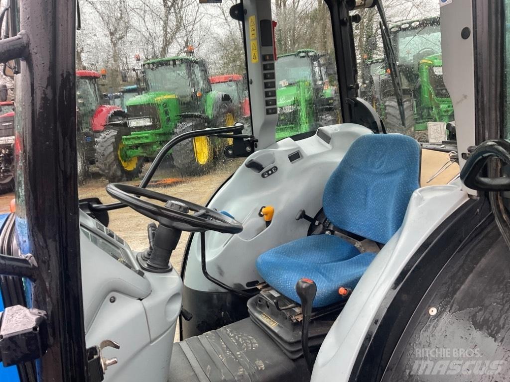 New Holland T 4.85 Трактори