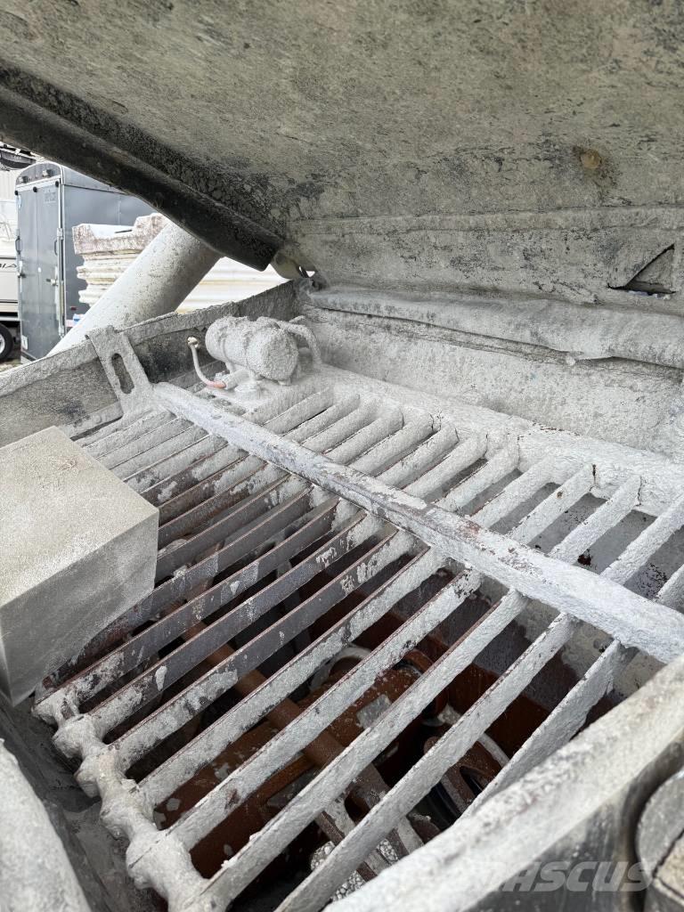 Putzmeister 38Z Бетонопомпи
