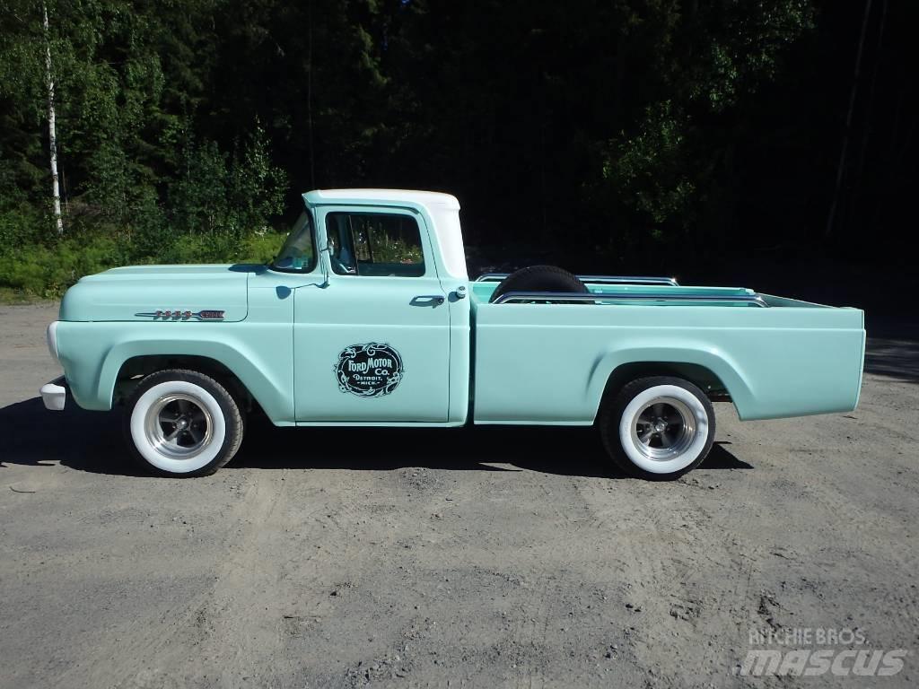 Ford F 100 Пикапи