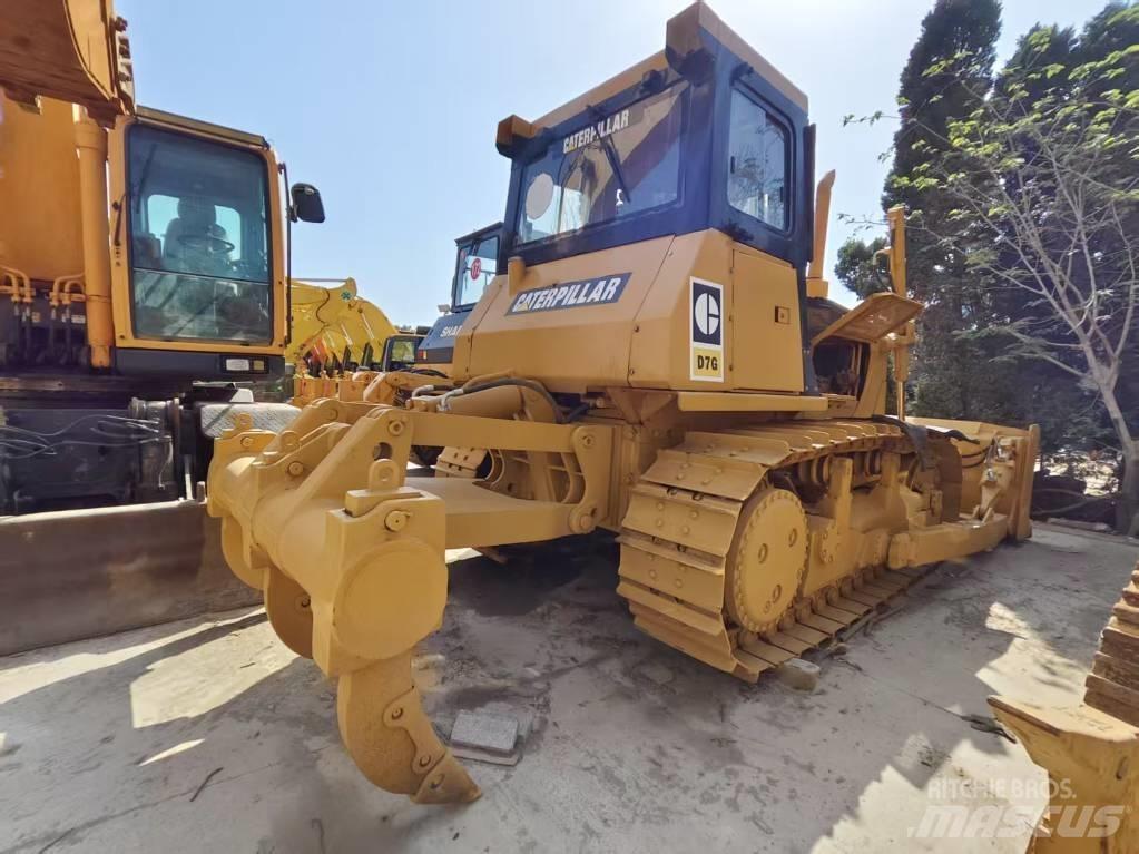CAT D 7 G Грейдери