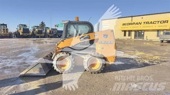 CASE SR200 Мини товарачи
