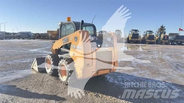 CASE SR200 Мини товарачи
