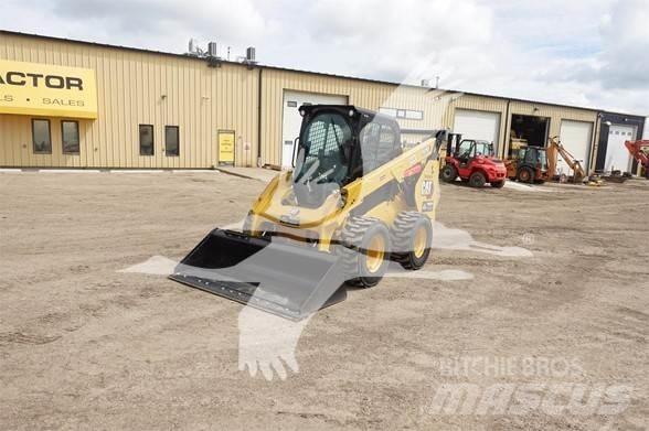 CAT 262D3 Мини товарачи
