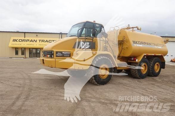 CAT 730 Цистерни за вода

