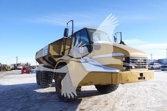 CAT 740 Дъмпери/моторни превозни средства