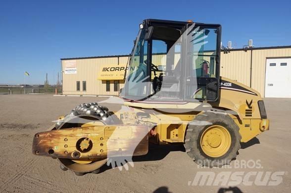 CAT CP-433E Еднобарабанни ролки
