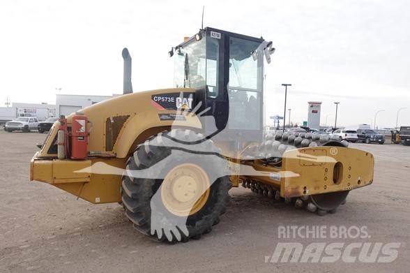 CAT CP-573E Еднобарабанни ролки
