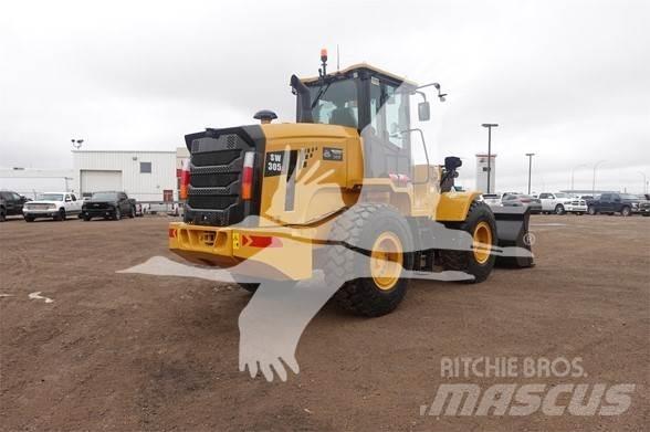 Sany SW305K Колесни товарачи