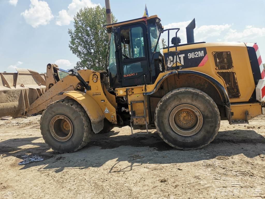 CAT 962 M Колесни товарачи