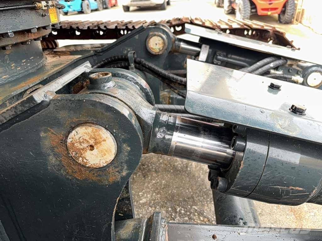 Hyundai HC130ALCR Специални екскаватори