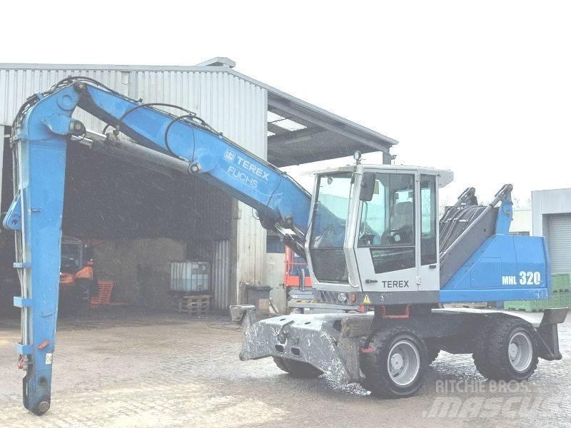 Fuchs MHL 320 D Оператори на отпадъци/индустрия
