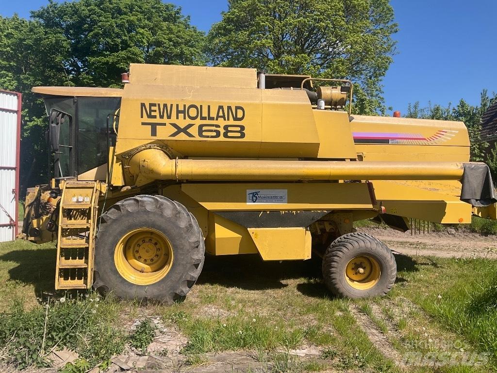 New Holland TX 68 Комбайни
