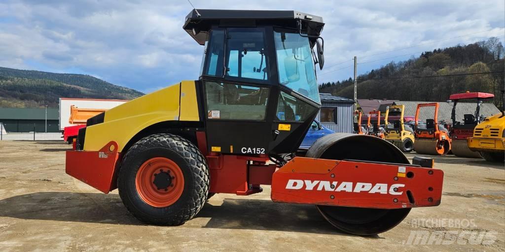 Dynapac CA 152 D Еднобарабанни ролки
