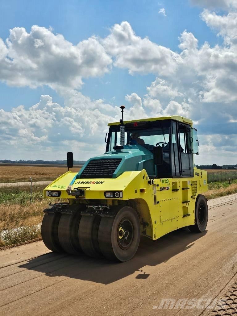 Ammann ART 240 Пневматични гумени  ролки

