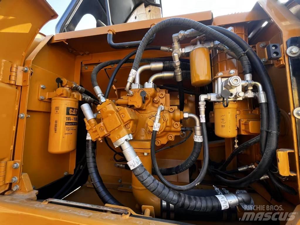 CAT CAT330D2 Средни екскаватори 7т - 12т
