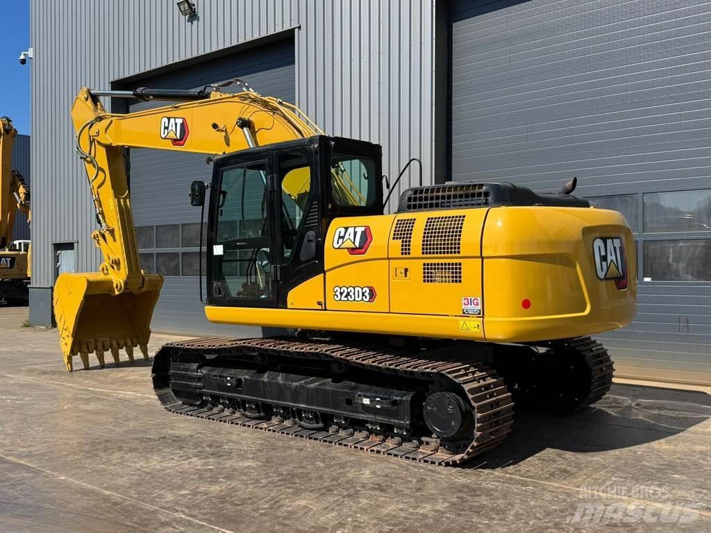 CAT 323D3 Верижен екскаватор