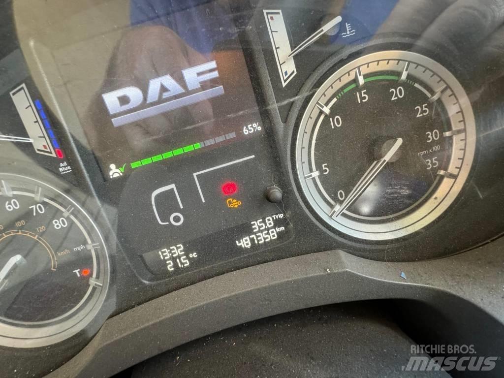 DAF LF 220 Бордови камион / автолебедка