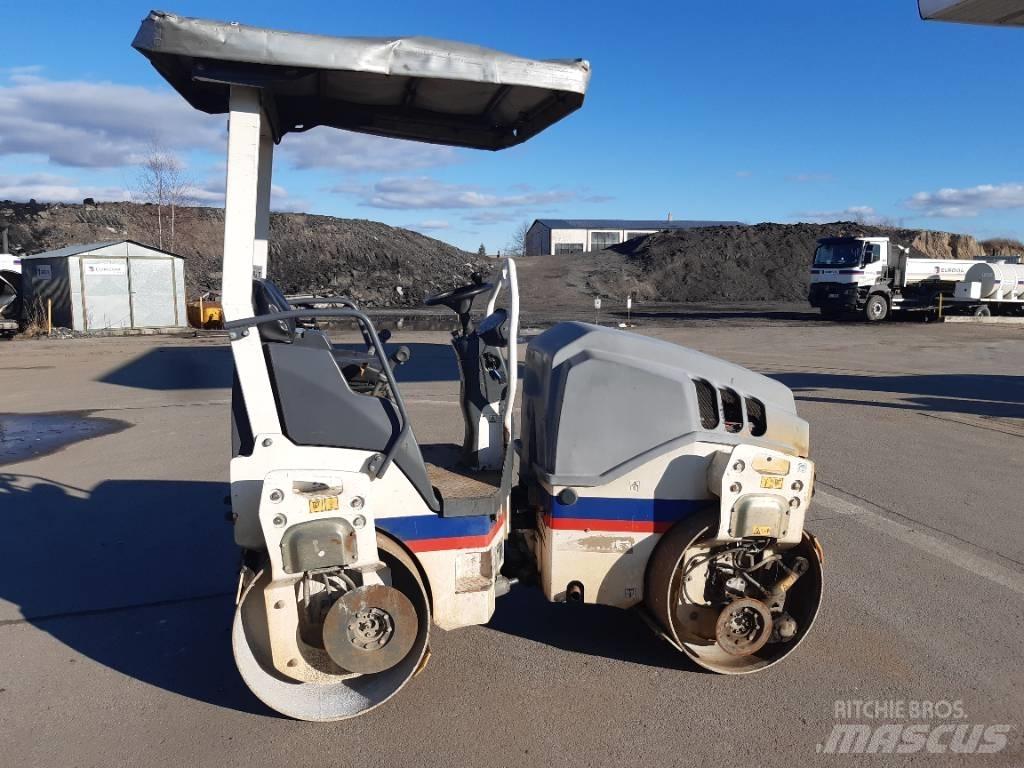 Hamm HD 12 VV Двойни барабанни ролки
