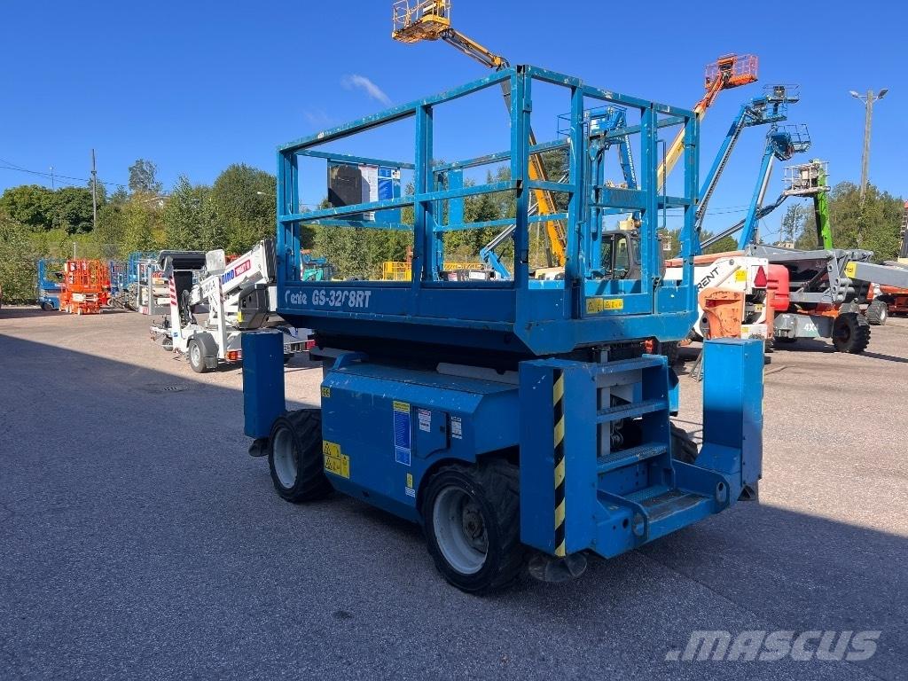 Genie GS 3268 RT Ножични работни платформи