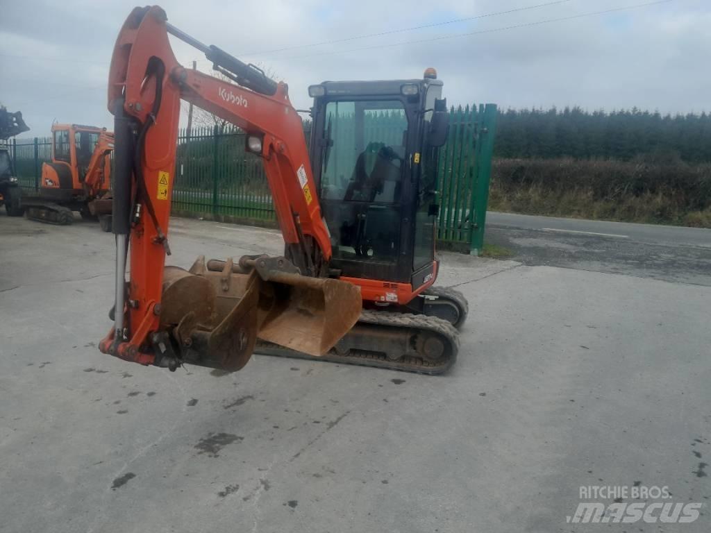 Kubota U 27-4 Мини екскаватори < 7 т