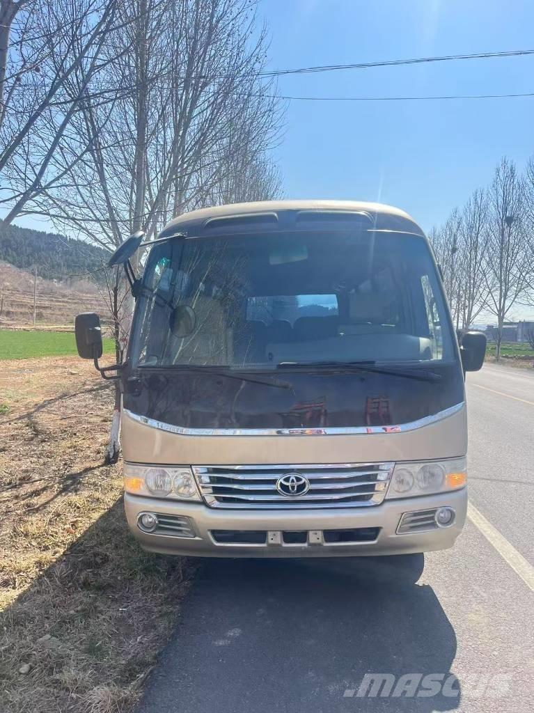 Toyota Coaster Bus Мини бусове
