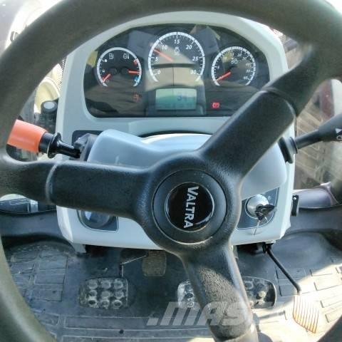 Valtra N 174 Трактори