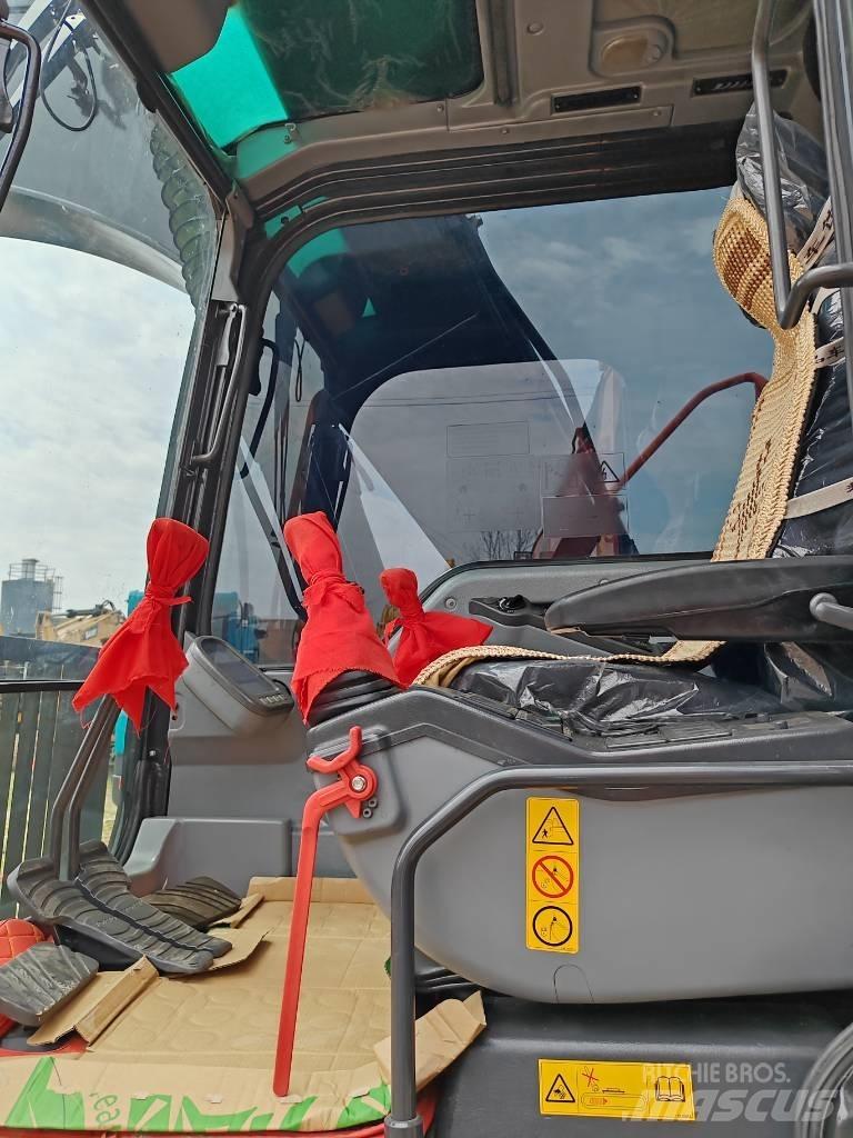 Volvo EC 140 Средни екскаватори 7т - 12т
